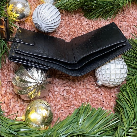 GUCCI WALLET - Picture 5 of 13